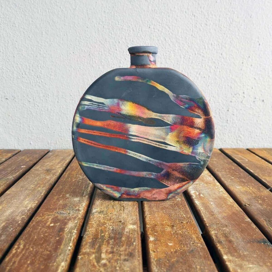 RAAQUU Kumo Vase: Where Whimsy Meets Elegance in Raku Pottery - RAAQUU